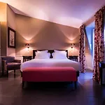 Hotel Le Lavoisier & Parijs