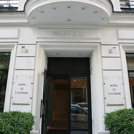 Otel Le Lavoisier & 4*