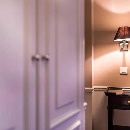 Otel Le Lavoisier & Paris