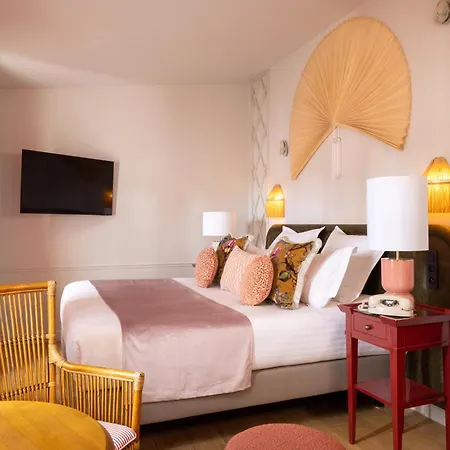 Otel Le Lavoisier &