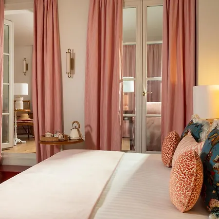 Le Lavoisier & Otel Paris