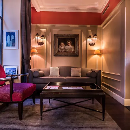 Hotell Le Lavoisier & 4*