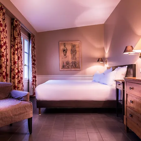 Le Lavoisier & Hotell