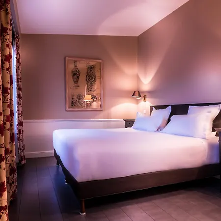 Hotell Le Lavoisier & 4*