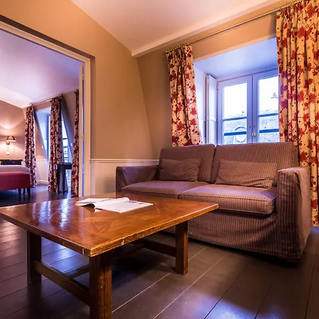 Le Lavoisier & Hotell Paris