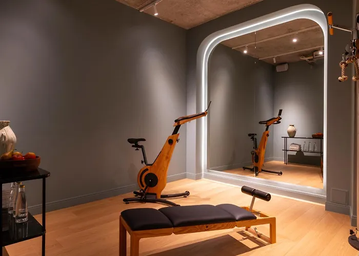 Le Lavoisier & Otel Paris