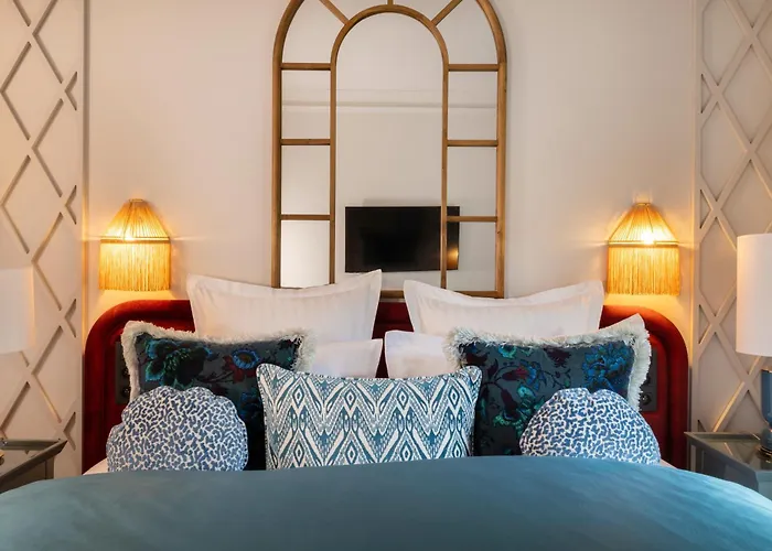 Le Lavoisier & Paris