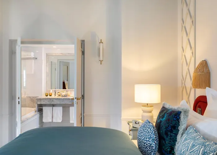 Le Lavoisier & 4* Paris