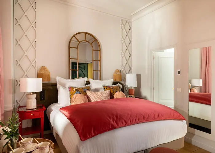 Otel Le Lavoisier & 4*