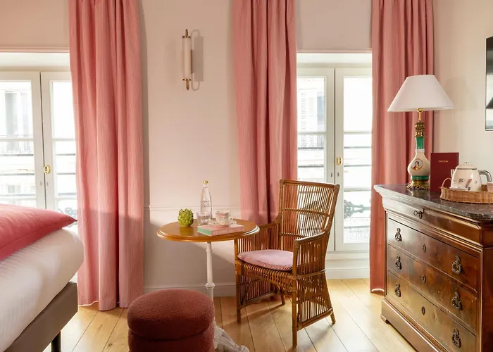 Le Lavoisier & 4* Paris