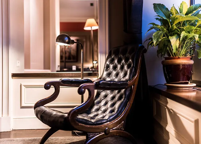 Le Lavoisier & Otel Paris