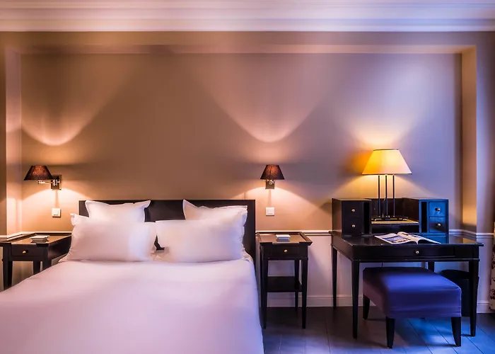 Le Lavoisier & Otel 4*