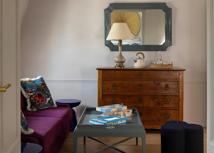 Le Lavoisier & 4* Paris