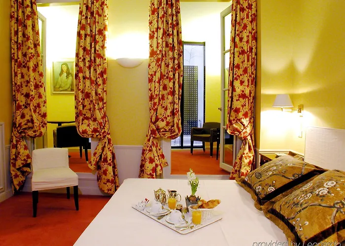 Le Lavoisier & Paris